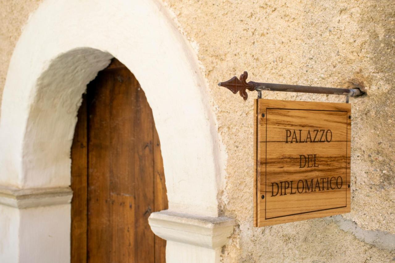 Вилла Palazzo Del Diplomatico Бельмонте-Калабро Экстерьер фото